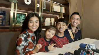 Membandingkan Kamar Baru Betrand Peto dan 2 Putri Ruben Onsu