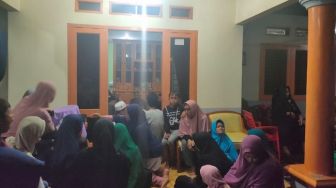 Rajin Salat, Ini Dia Sosok Driver Ojol Tewas Tertimpa Reklame di Cengkareng