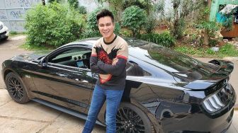 Best 5 Oto: Baim Wong Borong Motor, Dory Harsa Pakai Mobil Favorit