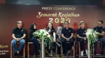 Malam Pergantian Tahun, Reza Artamevia Sapa Penggemar di Bali