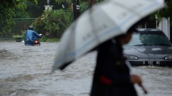 Banjir Jakarta Makan Korban, Sutarno Tewas karena Terkunci di Rumah