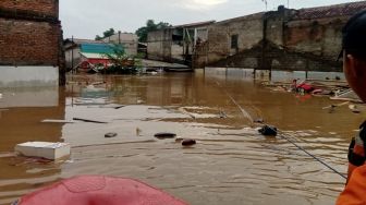 LIVE STREAMING: Kondisi Pengungsian Korban Banjir di Universitas Borobudur