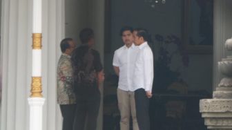 Awali Tahun Baru, Prabowo Sowan Jokowi di Gedung Agung Jogja
