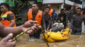 Korban Tewas Akibat Banjir Jabodetabek 16 Orang, Ini Daftarnya
