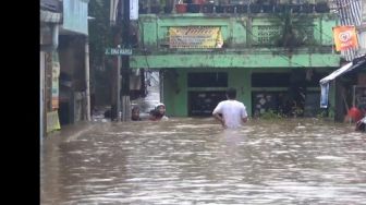 Cerita Syam, Warga &#039;Veteran Banjir Jakarta&#039; Sejak Tahun 1996