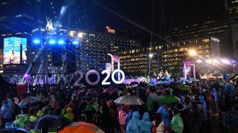 Tahun Baru di Jakarta: Kembang Api Dilarang, Kafe Tutup Jam 9 Malam
