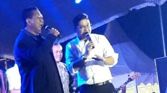 Rayakan Tahun Baru di Magelang, Atap Panggung Pasha Ungu Ambruk