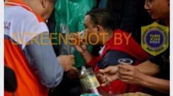 CEK FAKTA: Foto Anies Tak Diliput Media saat Tangani Banjir Jakarta 2020?