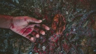 Tewas saat Meronda, Jasad Wandi Ditemukan Bersimbah Darah di Tepi Jalan