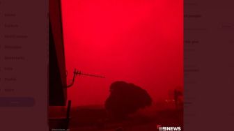 Terungkap Misteri Merahnya Langit Australia