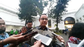 Antisipasi Cuaca Ekstrem di Jakarta, Anies Siapkan Pompa Mobile di Pesisir