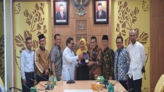 Bertahun-tahun Sumbar Nikmati Pajak dari Riau, DPRD Datangi PLN