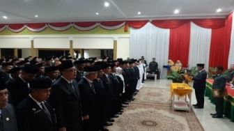 Bupati Mursini Lantik Dokter Hewan Jadi Kabid Pemuda dan Olahraga