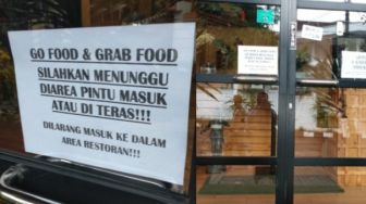 Viral Sopir Ojol Dilarang Masuk Restoran di Jakarta Selatan, Warganet Murka