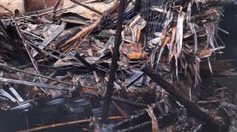 Rumah Berisi Lima Kepala di Kabupaten Serang Roboh Diterjang Hujan Angin
