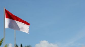 Bakar Bendera Merah Putih dan Posting ke FB, Pria di Lampung Diciduk