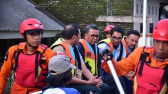 Sekolah Terdampak Banjir di Sulsel Diinstruksikan untuk Diliburkan