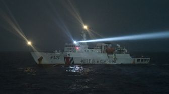 Manuver 'Intimidasi' Kapal Tiongkok Bikin Filipina Geram, Laut China Selatan Memanas