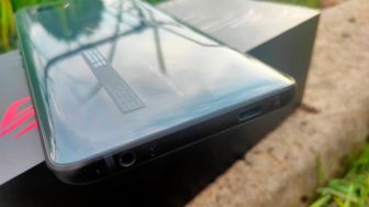 Asus ROG Phone 3 Meluncur 22 Juli, Sudah Dipacu Snapdragon 865 Plus