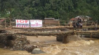 IOF Banten dan Jambi Bangun Jembatan R4 di Banjar Irigasi Lebak