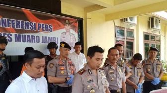 Pelaku Pura-pura Temukan Mayat dan Ikut Lapor Polisi