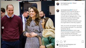 Bikin Baper, Kate Middleton Tersipu Terima Mawar dari Pangeran William