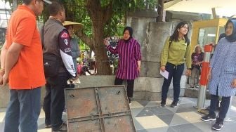 Risma Ngamuk karena Mobil PCR, Fadli Zon: Emang Menyelesaikan Masalah?