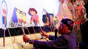 Unik! Ada Wayang Spongebob saat Pementasan Lakon Pandawa Lima