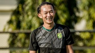 Kiper Persebaya Resah Muncul Akun IG Palsu yang Mengatasnamakan Dirinya