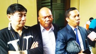 Desainer Adjie Notonegoro Ikhlaskan Uang Rp 150 Juta yang Masuk ke Memiles