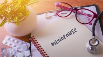 Mudahkan Transisi Menopause, Coba Terapkan Tips Berikut