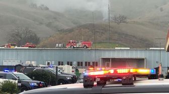 Lokasi kecelakaan helikopter di Calabasas, California, Amerika Serikat, Minggu (26/1). [AFP Photo]