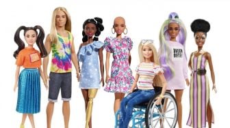 Mattel Segera Rilis Barbie 'Tak Sempurna', Berkepala Botak hingga Vitiligo