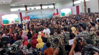 Di Hadapan Warga Kulonprogo, Jokowi Izinkan Sertifikat Tanah Disekolahkan