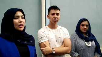 Fairuz A Rafiq Dicecar soal Organ Intim, Keluarga Niat Laporkan Pengacara