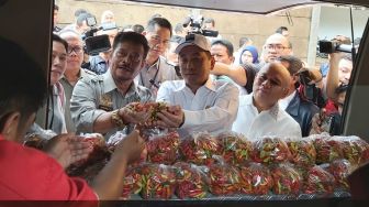 2 Menteri Jokowi Sidak ke Pasar Ketika Harga Pangan Stabil