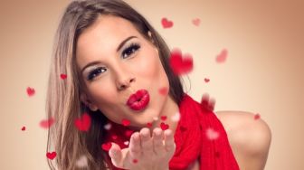 Tampil Romantis, Ini Tips Berbusana di Hari Valentine