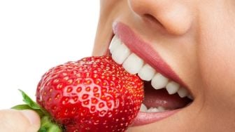 Tanpa Perawatan Mahal, 5 Makanan Ini Bisa Membantu Gigi Putih dan Lebih Bersih
