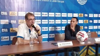 Jelang Liga 1 2020, Ini Komentar Pelatih Persib Soal Kebugaran Pemain