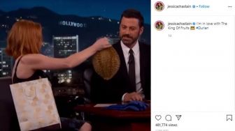 Bawa Durian ke Acara Jimmy Kimmel, Jessica Chastain Ngaku Doyan