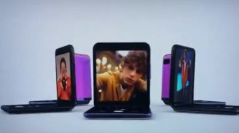 Samsung Galaxy Z Flip Coba Curi Perhatian di Panggung Oscar 2020