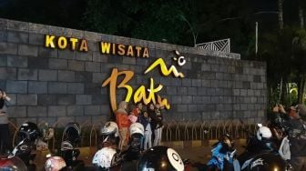 Berburu Kuliner Malam di Alun-Alun Kota Wisata Batu