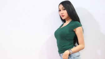 Duh! Lucinta Luna di Penjara, Kekasihnya Abash Mesra dengan Wanita Lain