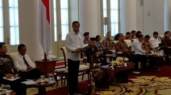 Beri Waktu Sampai Februari, Jokowi Minta Menteri Segera Belanjakan Anggaran