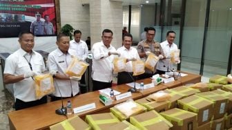 Polisi Ungkap Impor Ilegal 15 Ton Kuning Telur Asin dari India