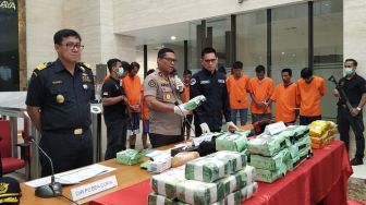 Polisi Bekuk 11 Tersangka Penyelundupan 59 Kg Sabu Jaringan Malaysia