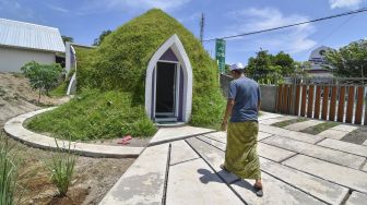 Musholla Unik Berbentuk Rumah Dome