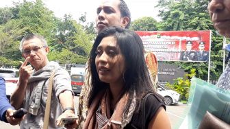 Anak Tewas Jatuh dari Apartemen, Karen Idol Diperiksa Polisi