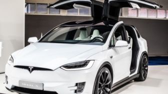 Duh, Ada Kendala di Power Steering, Tesla Model X Dipanggil Pulang