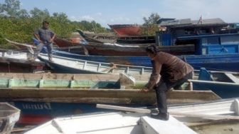 Dua Tersangka Penyelundup Pakaian Bekas di Bengkalis di Limpahkan